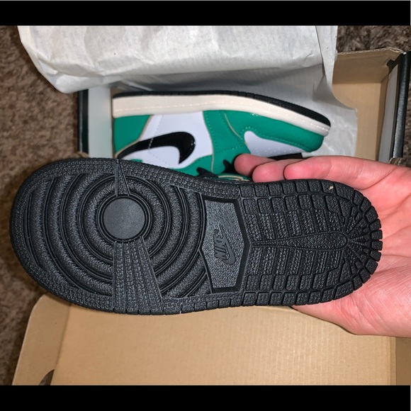 LUCKY GREEN Toddler 9C - Picture 2 of 4